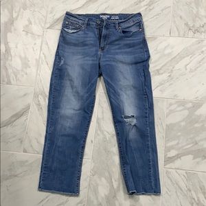 Denizen from Levi’s High-Rise Slim Crop Capris